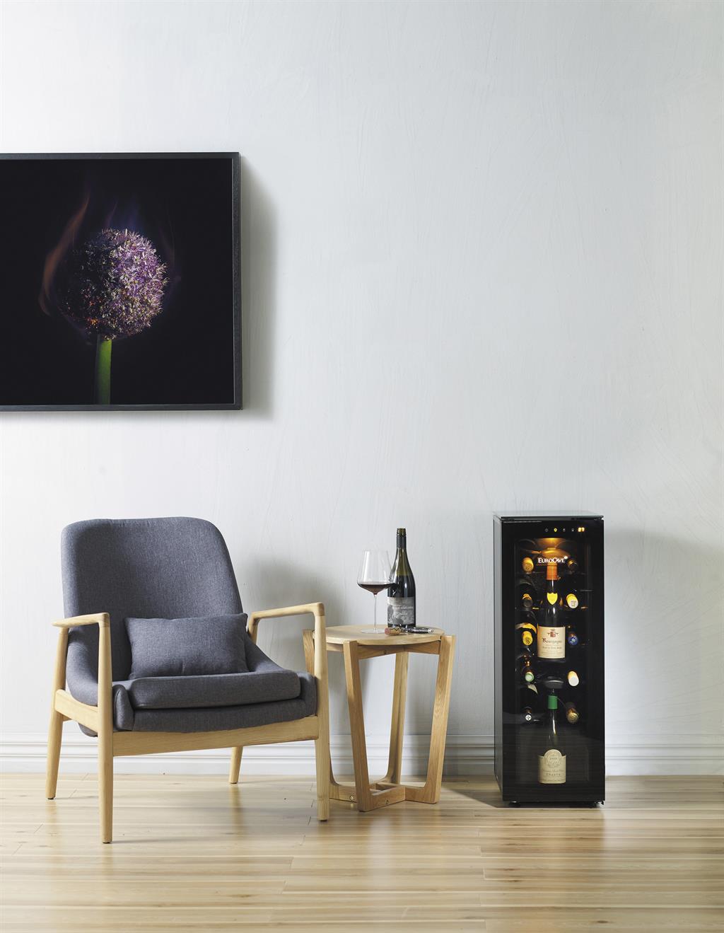 Tête-à-Tête wine cabinet